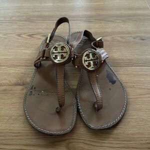 Tory Burch Tan and Gold Sandals Sz 8.5